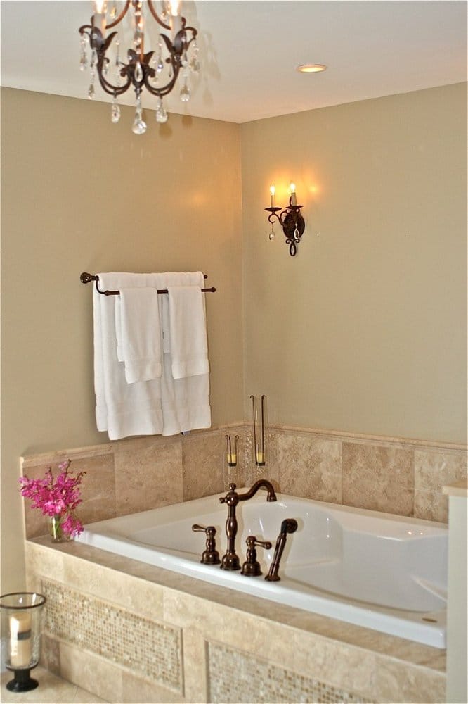 Slide of Greg Norman & Associates, Inc.