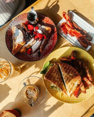 Artemisia Cafe by null