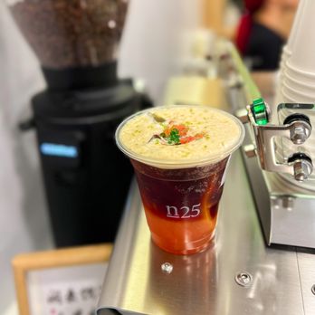 N25 Nitro Tea - Seared Pomelo Nitro Fruffee - Bubble Tea Near Me - New York, New York
