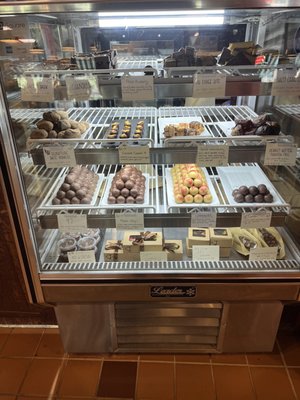 Jinji Chocolate by null