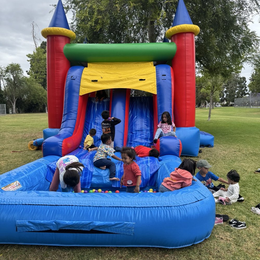 Wardlow Park - Parks Near Me - Long Beach, California