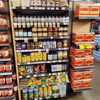 Mariano's - Lakeshore East - Grocery Near Me - Chicago, Illinois Mariano's - Lakeshore East - Grocery Near Me - Chicago, Illinois
