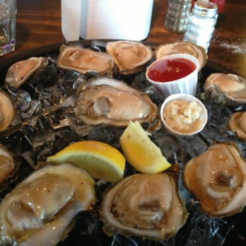 John E's Restaurant - A dozen oysters for $7!! - Cajun/Creole Near Me - Crosby, Texas