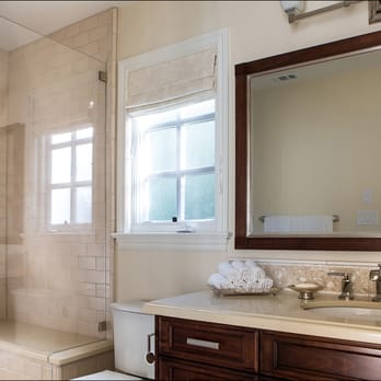 Talianko Design Group - Master bath with custom mosaic panel in shower. - Interior Design Near Me Talianko Design Group - Master bath with custom mosaic panel in shower. - Interior Design Near Me