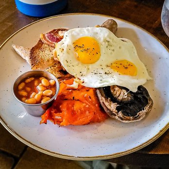 Hall & Woodhouse - Full English Breakfast - Gastropubs Near Me - Bath, BAS Hall & Woodhouse - Full English Breakfast - Gastropubs Near Me - Bath, BAS