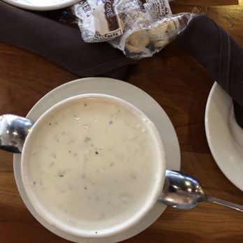 Disch's Route 53 Tavern - Bowl of yummy clam chowder - American Near Me - Pembroke, Massachusetts