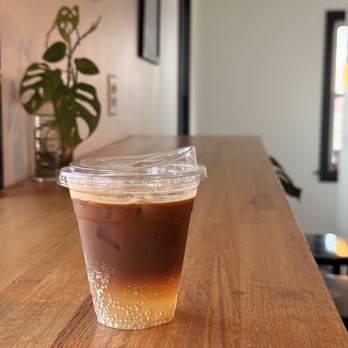 Upshot Coffee - Espresso Tonic - Coffee & Tea Near Me - Cottleville, Missouri