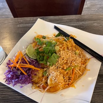 May Thai Kitchen - Pad Thai with shrimp - Thai Near Me - Alameda, California