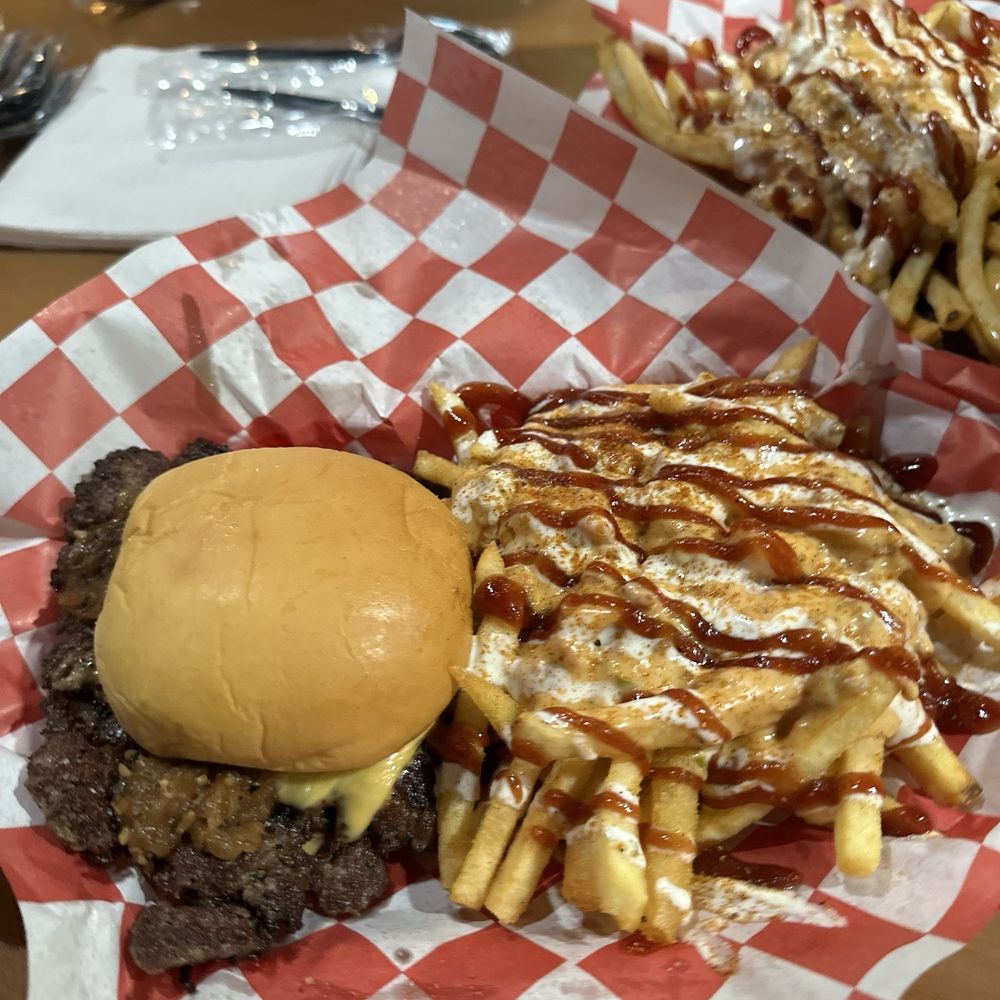 Smashed N' Fried - Burgers Near Me - Pittsburgh, Pennsylvania Smashed N' Fried - Burgers Near Me - Pittsburgh, Pennsylvania