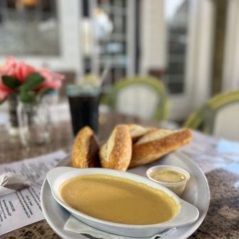 The Mansion - Pretzel - New American Near Me - Melbourne, Florida