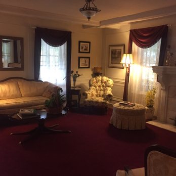 Martha's Vineyard - Bed & Breakfast Near Me - South Haven, Michigan