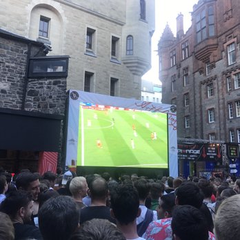 The Three Sisters - Bars Near Me - Edinburgh, EDH