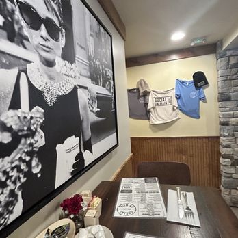 Social on Main - Cute decor! With the logo shirts and beanies! Yea we bought one. It was only 32 degrees! - Breakfast & Brunch Near Me - Blowing Rock, North Carolina Social on Main - Cute decor! With the logo shirts and beanies! Yea we bought one. It was only 32 degrees! - Breakfast & Brunch Near Me - Blowing Rock, North Carolina