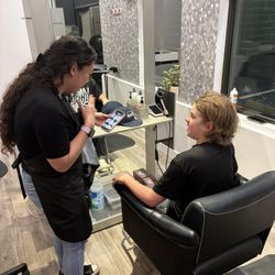 Asking questions about the haircut
