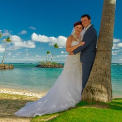 Hawaiian Eye Weddings