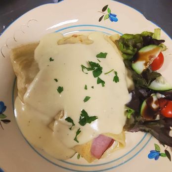 Ruby's Bistro & Bakery - Chicken cordon bleu dinner crepe - Creperies Near Me - Fair Haven, Vermont Ruby's Bistro & Bakery - Chicken cordon bleu dinner crepe - Creperies Near Me - Fair Haven, Vermont