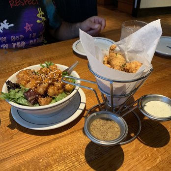 Hudson House - Popcorn chicken and their Shrimp app. - Seafood Near Me - Addison, Texas Hudson House - Popcorn chicken and their Shrimp app. - Seafood Near Me - Addison, Texas