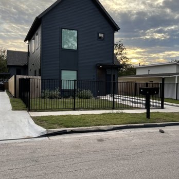 Perimeter Fence - TX - Fences & Gates Near Me - Austin, Texas Perimeter Fence - TX - Fences & Gates Near Me - Austin, Texas