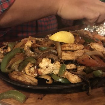 Los Mariachis Mexican Restaurant - Fajitas jalisco - Mexican Near Me - Bowling Green, Kentucky