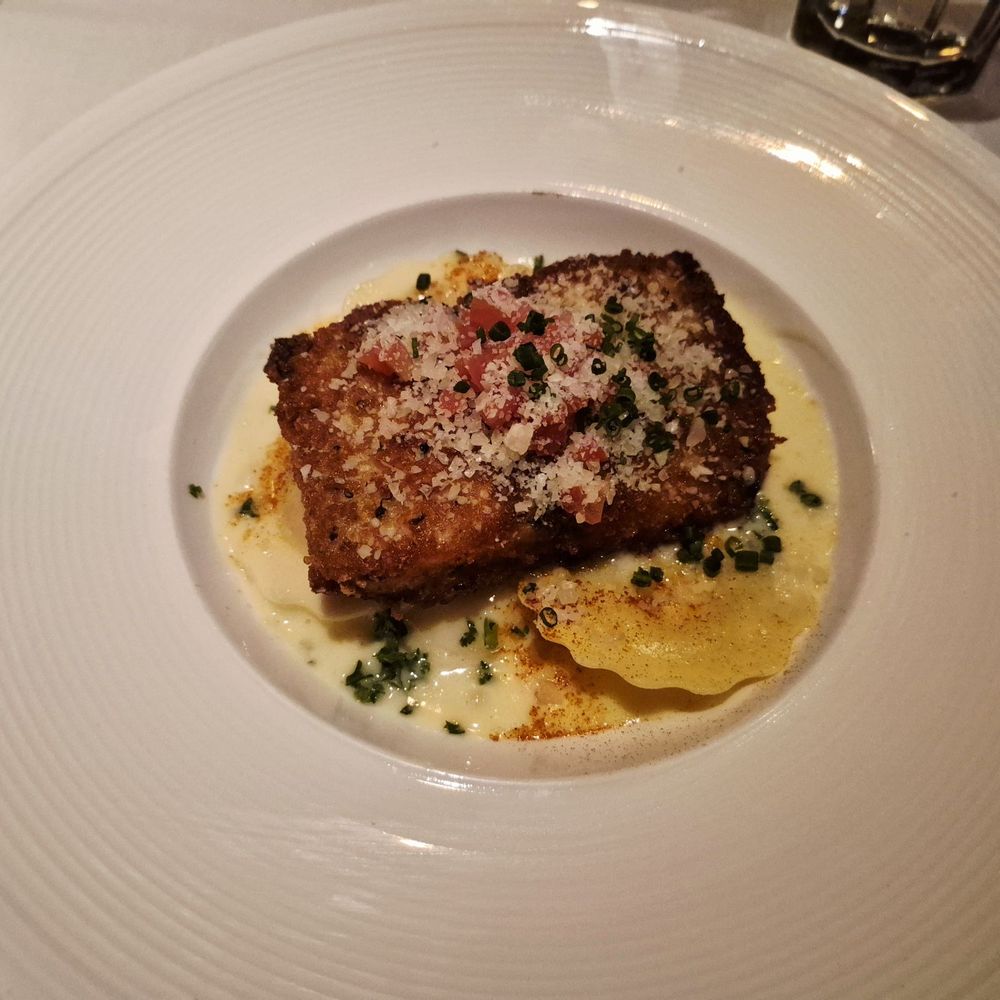 Drake's Hollywood - Snapper - Steakhouses Near Me - Houston, Texas Drake's Hollywood - Snapper - Steakhouses Near Me - Houston, Texas