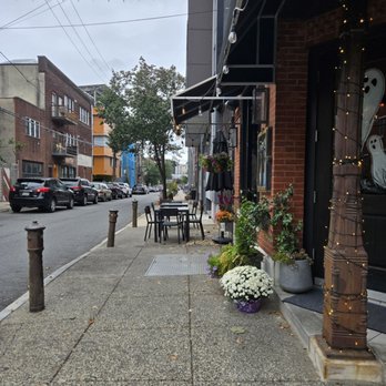 Jerry's Bar - Outside - Cocktail Bars Near Me - Philadelphia, Pennsylvania Jerry's Bar - Outside - Cocktail Bars Near Me - Philadelphia, Pennsylvania
