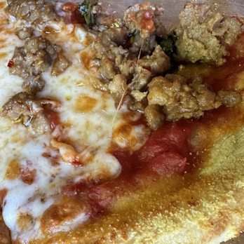 The Upper Crust - Pizza Near Me - Gettysburg, Pennsylvania