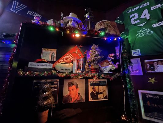 Triangle Tavern by null