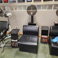 Rumors Salon and Spa - Drying stations