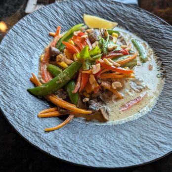 Firefly - Thai green curry - Cocktail Bars Near Me - Edmonton, Alberta