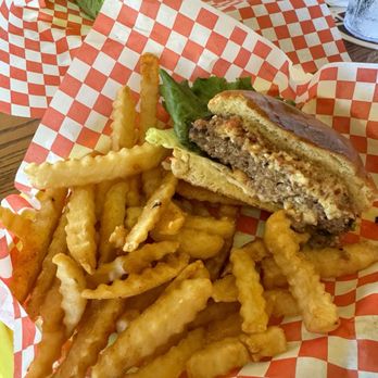 Johnny’s Waikoloa - Johnny burger and fries - Burgers Near Me - Waikoloa, Hawaii