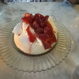 Strawberry Pavlova Strawberry Pavlova
