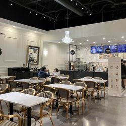 Confections Bakery & Cafe