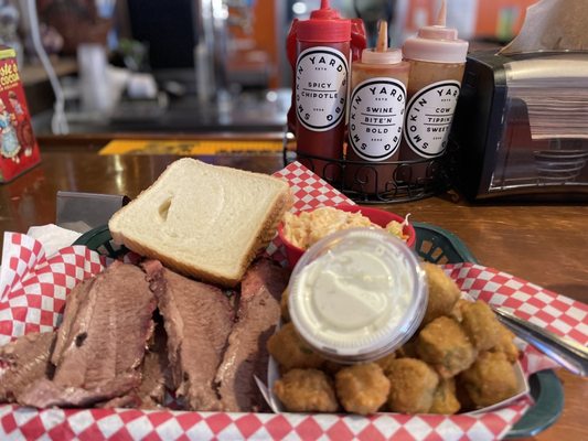 Smokin Yard's BBQ by null