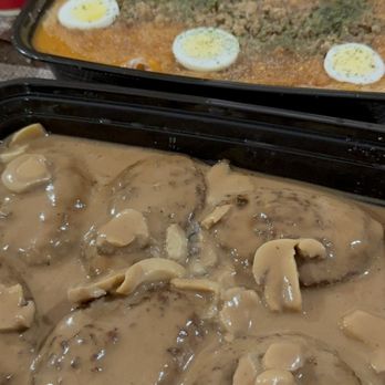 Jollibee - Burger Steak Family Pack Palabok Fiesta Family Pack - Fast Food Near Me - Tukwila, Washington