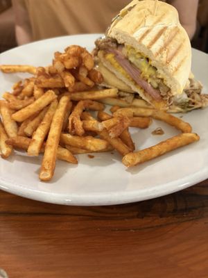 Picasso Cafe by null