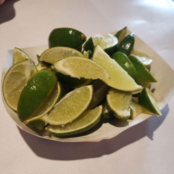 Star Crab - The limes that are provided - Seafood Near Me - Riverside, California Star Crab - The limes that are provided - Seafood Near Me - Riverside, California