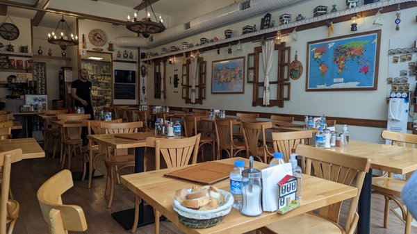 Yiğit Sofram Gözleme ve Kahvaltı by null