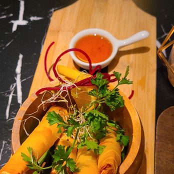 Chiang Mai - Shrimp spring rolls - Thai Near Me - Toronto, Ontario Chiang Mai - Shrimp spring rolls - Thai Near Me - Toronto, Ontario