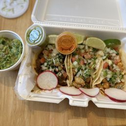 Chicken taco, carne asada taco and shrimp taco. taco de pollo, taco de carne asada y un taco de camaron. Chicken taco, carne asada taco and shrimp taco. taco de pollo, taco de carne asada y un taco de camaron.