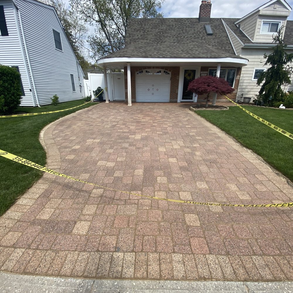 Gold Star Pressure Washing Roslyn - Pressure Washers Near Me - Roslyn, New York Gold Star Pressure Washing Roslyn - Pressure Washers Near Me - Roslyn, New York