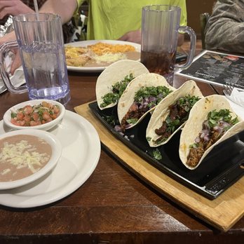 El Tapatio on Jefferson - Street Tacos - Mexican Near Me - Cookeville, Tennessee