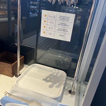 Paris Baguette - Tray or to go box - Bakeries Near Me - Winter Park, Florida