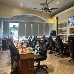Lavender Nail Spa - Inside salon