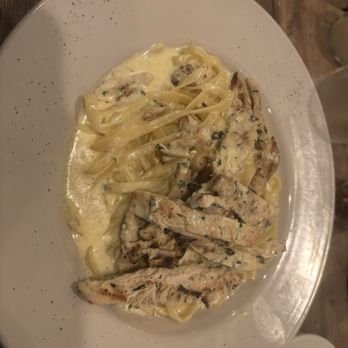 Uncle Giuseppe's Lil Bit A Brooklyn - Chicken Alfredo - Pizza Near Me - Stuart, Florida