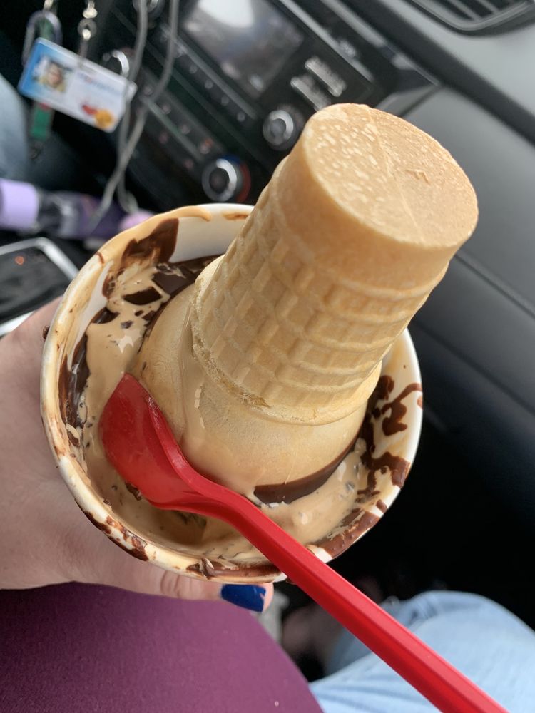 TASTEE FREEZ 55 Photos & 65 Reviews 3901 Raspberry Rd, Anchorage