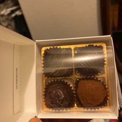 Läderach chocolatier suisse - Selected my own dark chocolate truffles, paid $11-12
