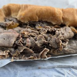 Portillo's Clermont - Beef and cheddar croissant - $8.79
