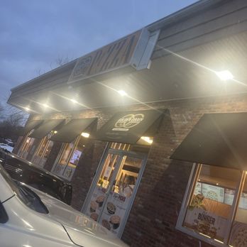 Golden Grain Pizza - Out door entrance - Pizza Near Me - Rensselaer, New York Golden Grain Pizza - Out door entrance - Pizza Near Me - Rensselaer, New York