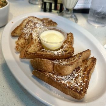 Scenic 90 Cafe - French Toast - Breakfast & Brunch Near Me - Pensacola, Florida