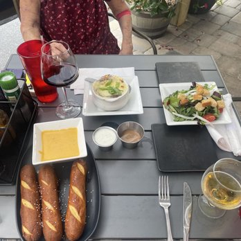 10 Twenty Five - New American Near Me - Cape Coral, Florida